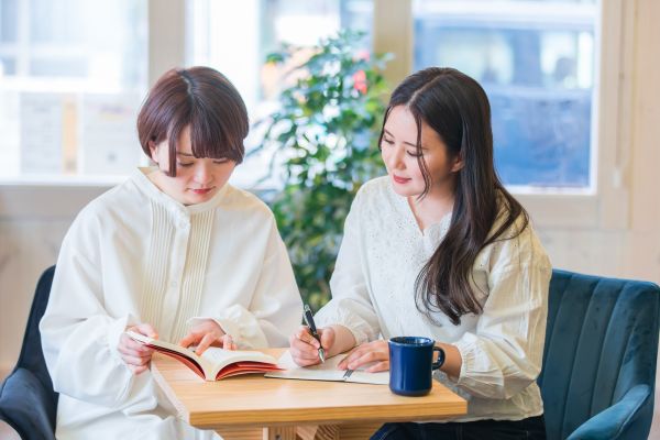 ゴーウェル　タイ語　家庭教師